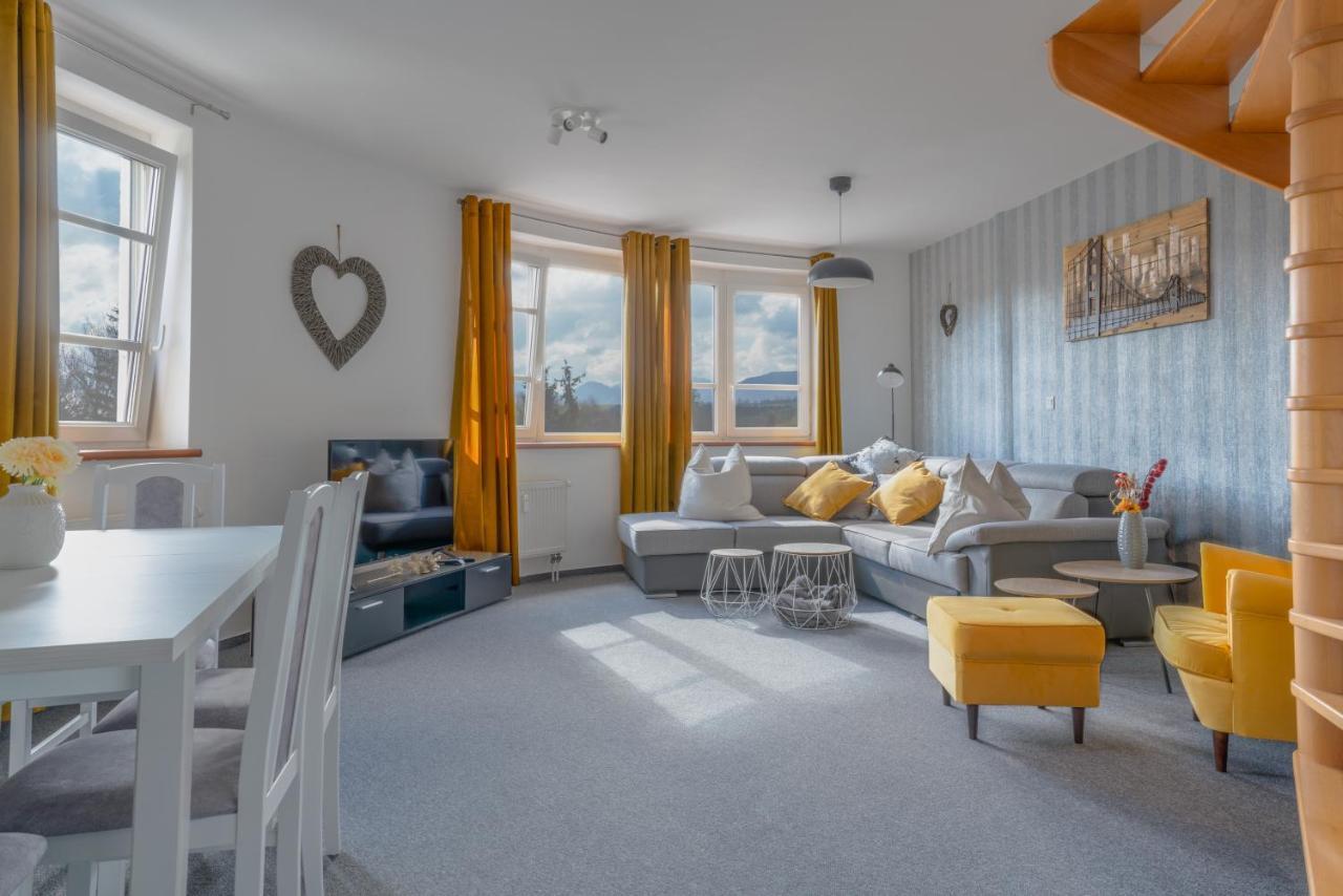 Apartman Amore Bešeňová 外观 照片